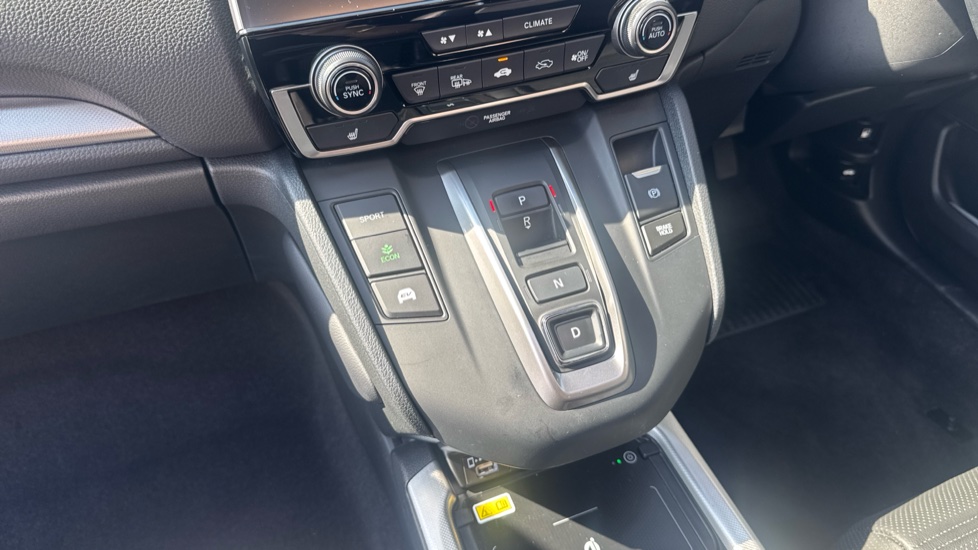Honda CR-V 2.0 i-MMD Hybrid EX 5dr eCVT Hybrid Estate - Image 13