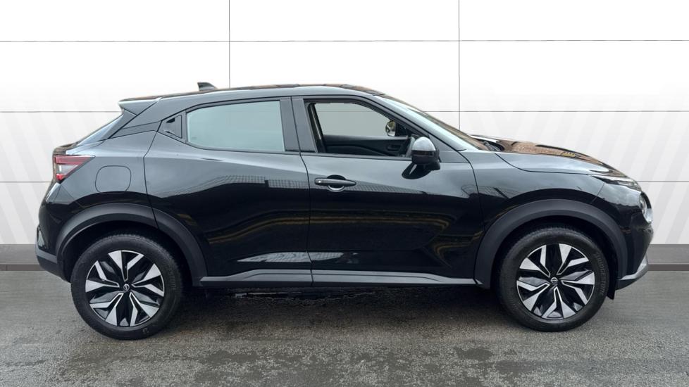 Nissan Juke 1.0 DiG-T Acenta Premium 5dr DCT Petrol Hatchback - Image 5
