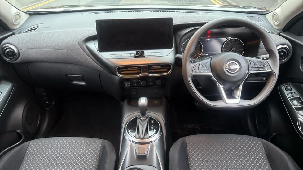 Nissan Juke 1.0 DiG-T Acenta Premium 5dr DCT Petrol Hatchback - Image 10