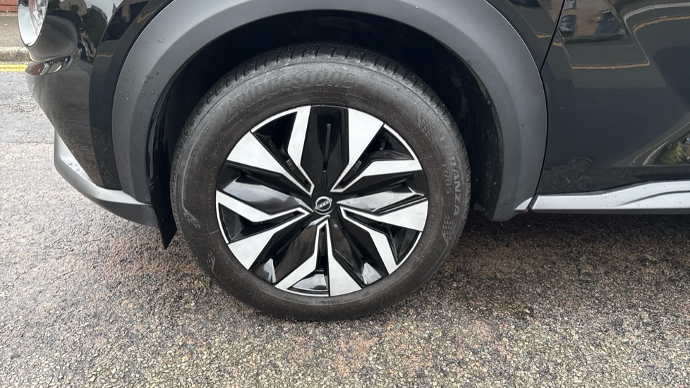 Nissan Juke 1.0 DiG-T Acenta Premium 5dr DCT Petrol Hatchback - Image 34