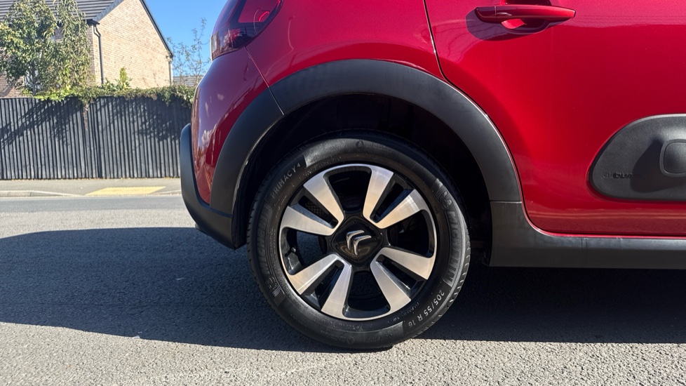Citroen C3 1.2 PureTech 83 Flair Plus 5dr Petrol Hatchback - Image 7
