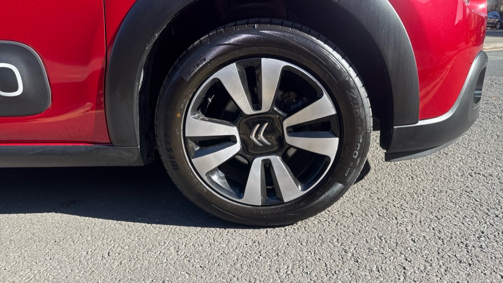 Citroen C3 1.2 PureTech 83 Flair Plus 5dr Petrol Hatchback - Image 22