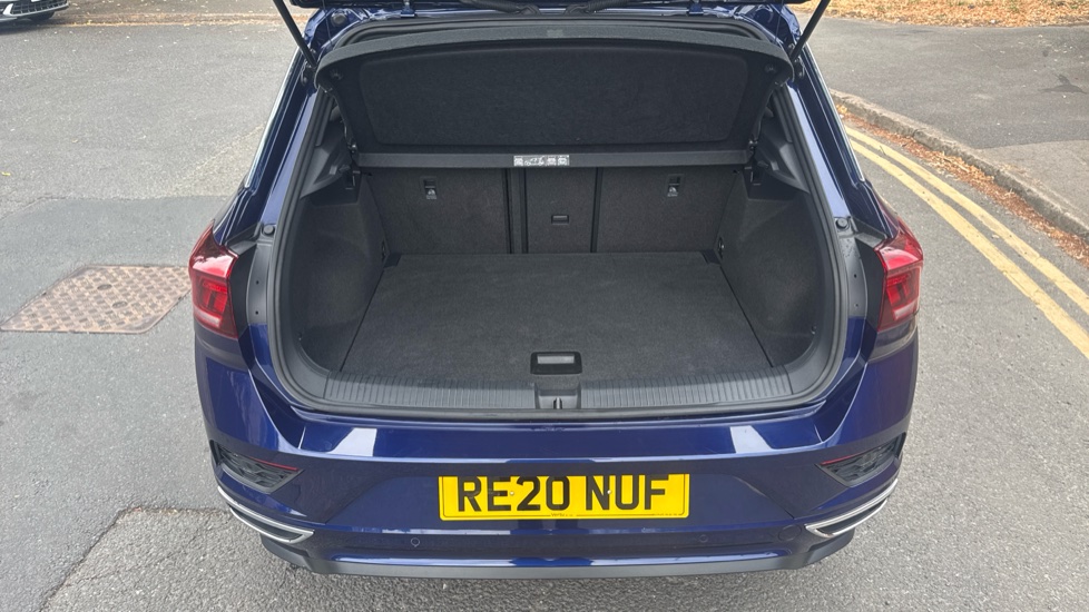 Volkswagen T-Roc 1.5 TSI EVO R-Line 5dr DSG Petrol Hatchback - Image 4