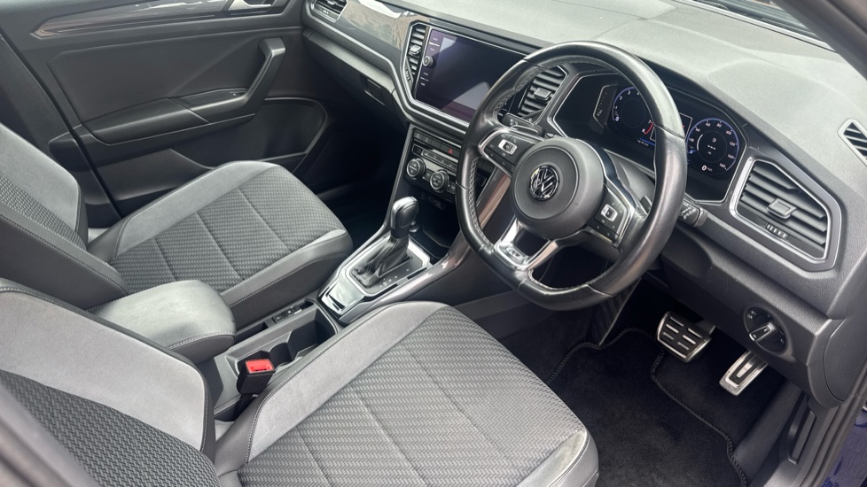 Volkswagen T-Roc 1.5 TSI EVO R-Line 5dr DSG Petrol Hatchback - Image 11