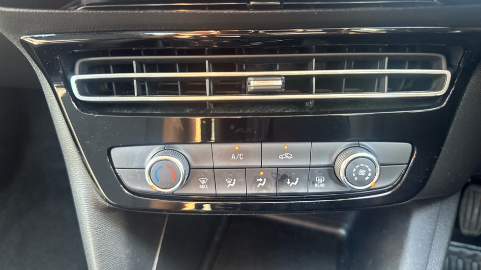 Vauxhall Mokka 1.2 Turbo 100 SE 5dr Petrol Hatchback - Image 26