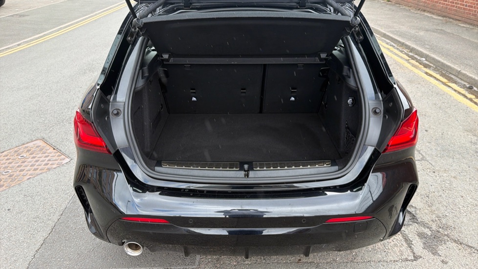 BMW 1 Series 118i M Sport 5dr Petrol Hatchback - Image 4