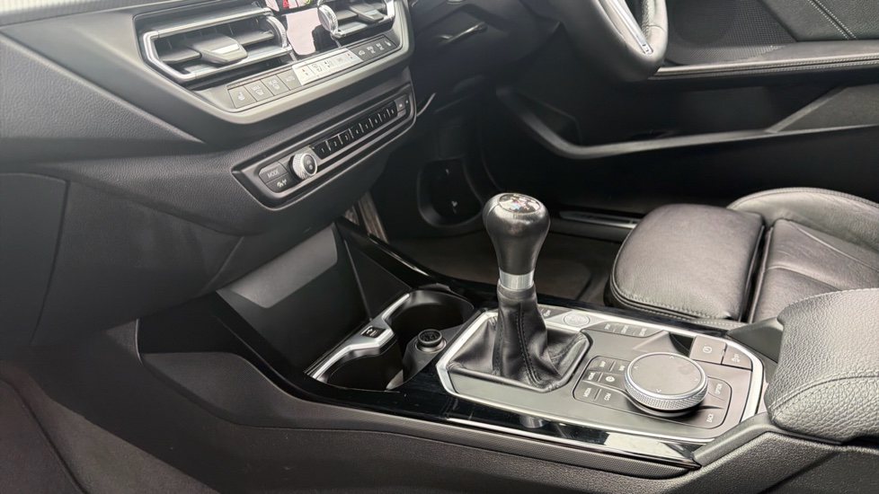 BMW 1 Series 118i M Sport 5dr Petrol Hatchback - Image 13