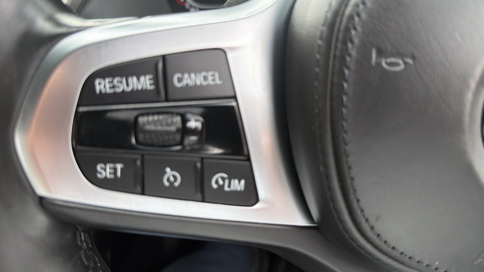 BMW 1 Series 118i M Sport 5dr Petrol Hatchback - Image 29