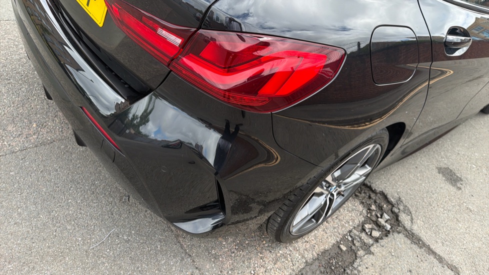 BMW 1 Series 118i M Sport 5dr Petrol Hatchback - Image 37