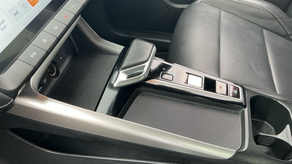 MG ZS 1.5 Hybrid+ Trophy 5dr Auto Hybrid Hatchback - Image 13