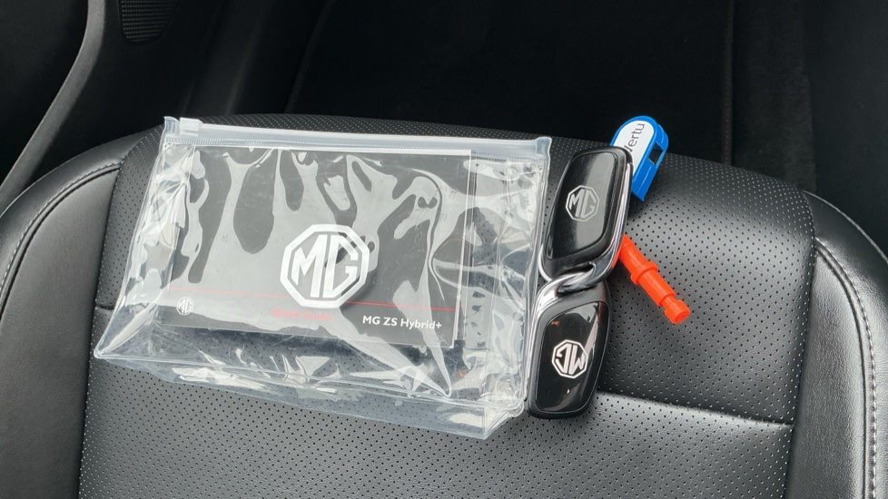 MG ZS 1.5 Hybrid+ Trophy 5dr Auto Hybrid Hatchback - Image 19