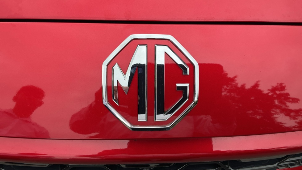 MG ZS 1.5 Hybrid+ Trophy 5dr Auto Hybrid Hatchback - Image 24