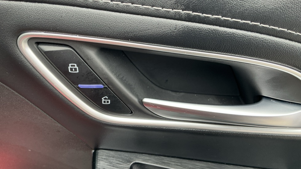 MG ZS 1.5 Hybrid+ Trophy 5dr Auto Hybrid Hatchback - Image 44