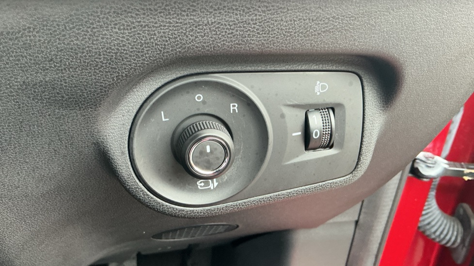 MG ZS 1.5 Hybrid+ Trophy 5dr Auto Hybrid Hatchback - Image 45