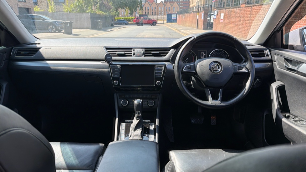 Skoda Superb 1.4 TSI 150 SE L Executive 5dr DSG Petrol Hatchback - Image 10