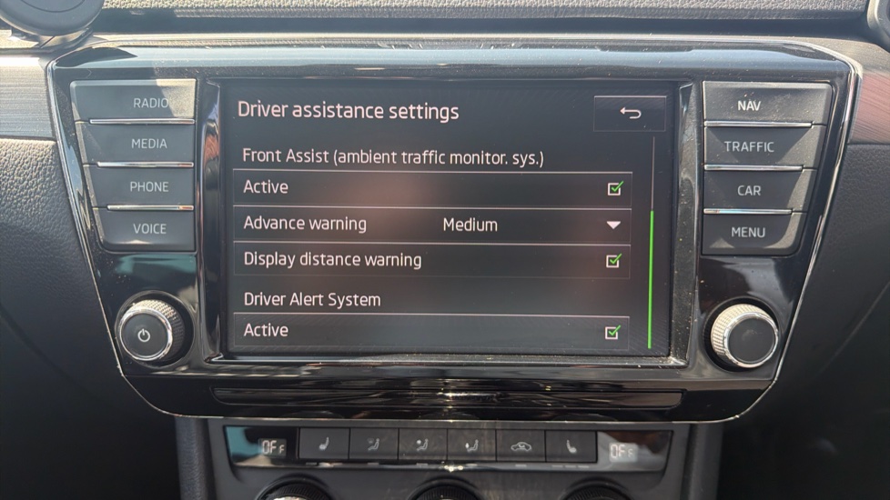 Skoda Superb 1.4 TSI 150 SE L Executive 5dr DSG Petrol Hatchback - Image 33