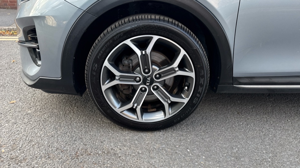 Kia Xceed 1.0T GDi ISG 3 5dr Petrol Hatchback - Image 25