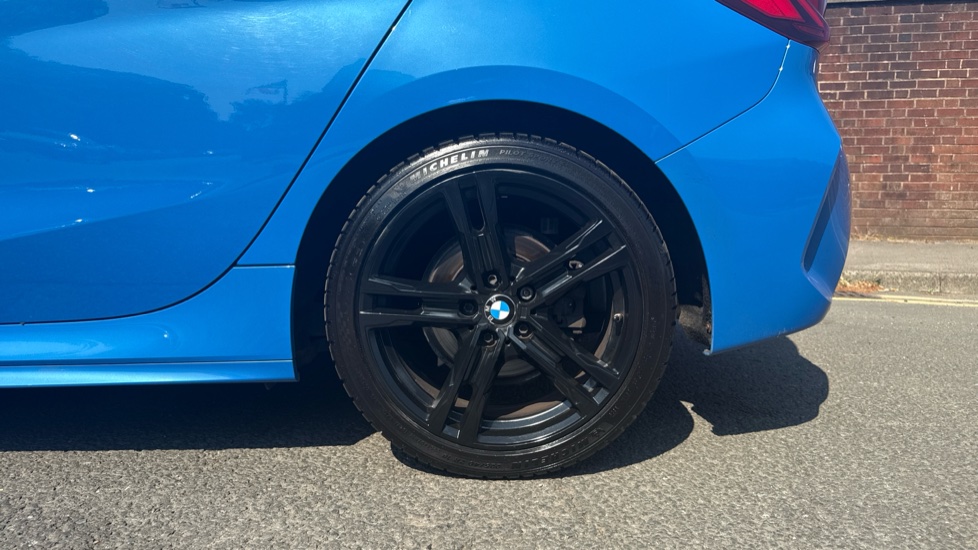 BMW 1 Series 118i M Sport 5dr Step Auto Petrol Hatchback - Image 7