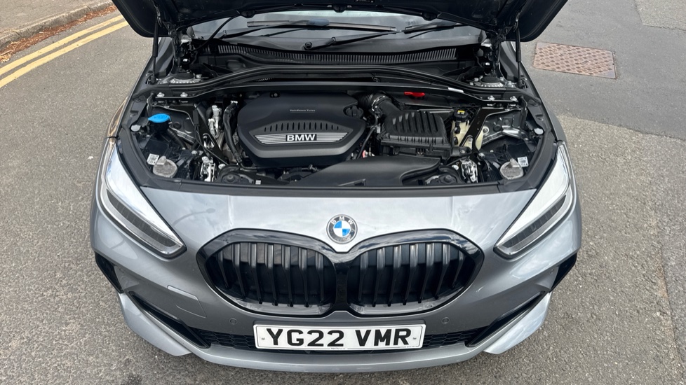 BMW 1 Series 118d M Sport 5dr Step Auto [Live Cockpit Pro] Diesel Hatchback - Image 8