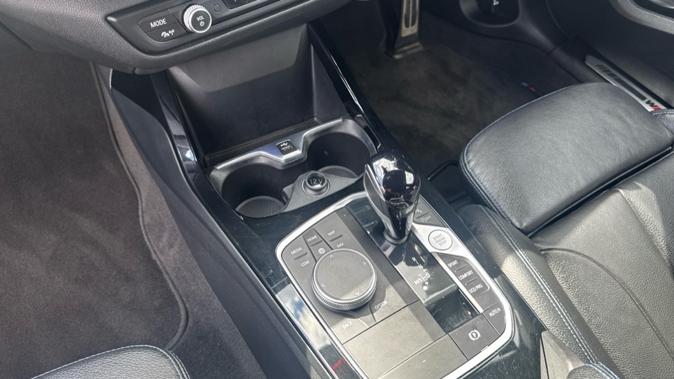 BMW 1 Series 118d M Sport 5dr Step Auto [Live Cockpit Pro] Diesel Hatchback - Image 13