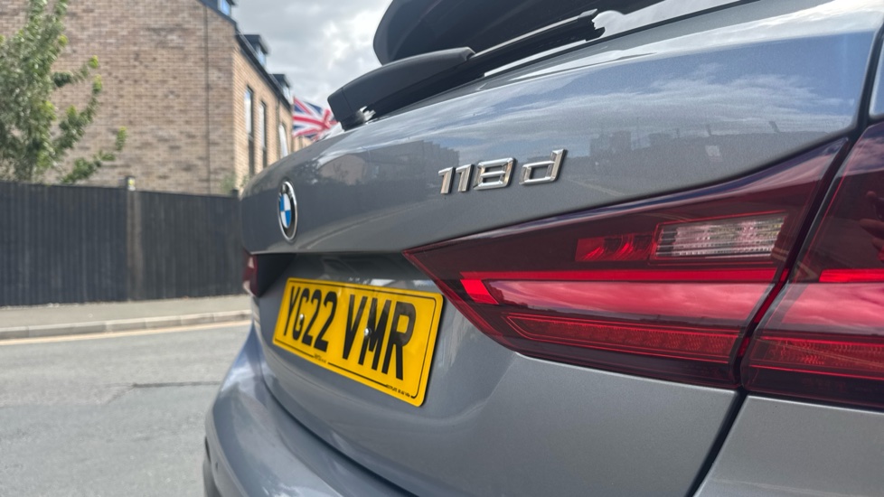 BMW 1 Series 118d M Sport 5dr Step Auto [Live Cockpit Pro] Diesel Hatchback - Image 34
