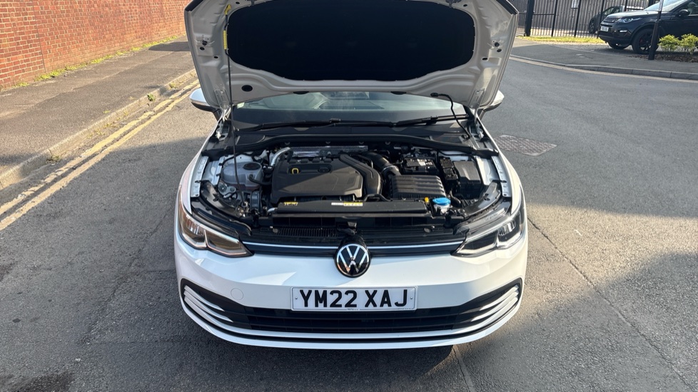 Volkswagen Golf 1.5 TSI Life 5dr Petrol Hatchback - Image 8