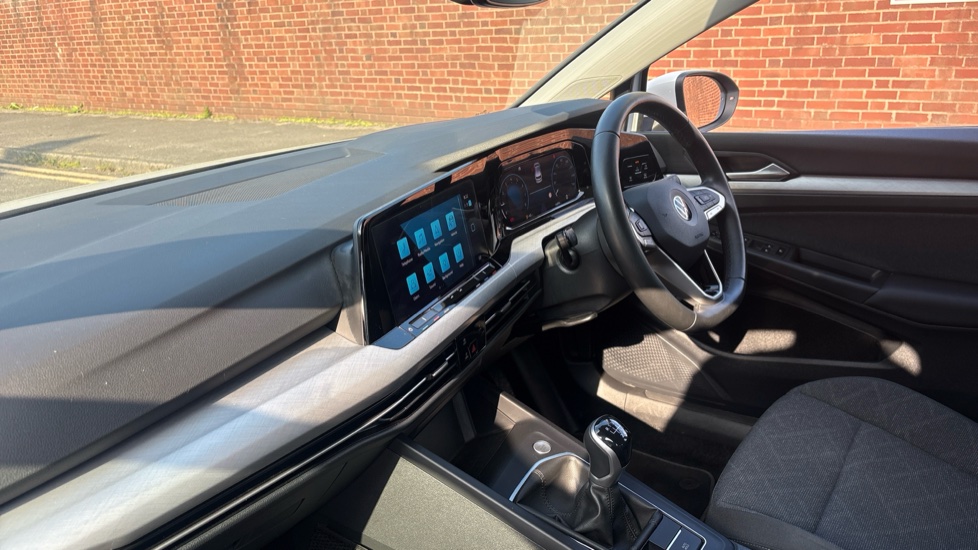 Volkswagen Golf 1.5 TSI Life 5dr Petrol Hatchback - Image 9