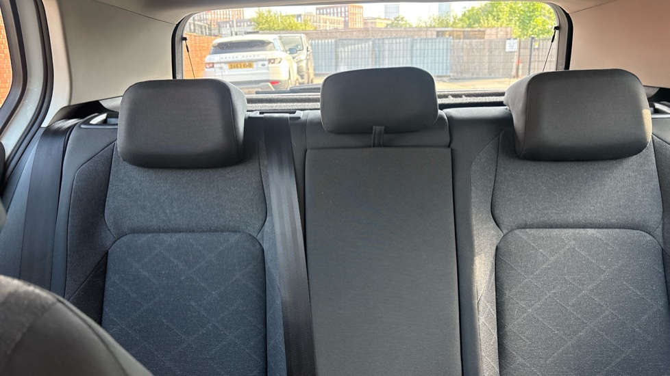 Volkswagen Golf 1.5 TSI Life 5dr Petrol Hatchback - Image 15