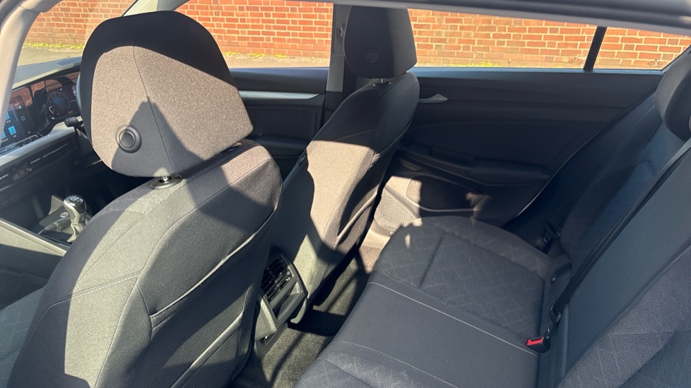 Volkswagen Golf 1.5 TSI Life 5dr Petrol Hatchback - Image 16