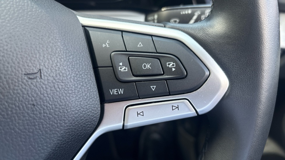 Volkswagen Golf 1.5 TSI Life 5dr Petrol Hatchback - Image 34