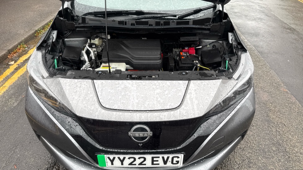 Nissan LEAF 160kW e+ Tekna 59kWh 5dr Auto Electric Hatchback - Image 8