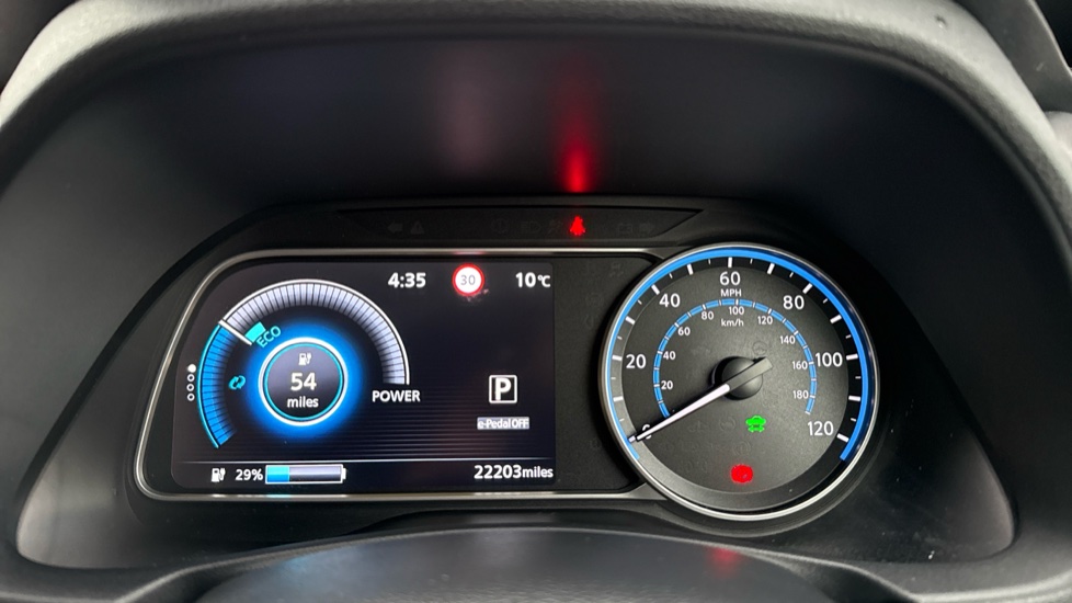 Nissan LEAF 160kW e+ Tekna 59kWh 5dr Auto Electric Hatchback - Image 18
