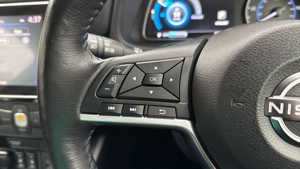 Nissan LEAF 160kW e+ Tekna 59kWh 5dr Auto Electric Hatchback - Image 28