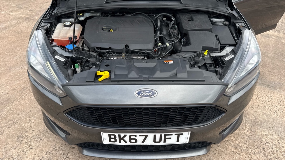Ford Focus 1.5 EcoBoost ST-Line 5dr Petrol Hatchback - Image 8
