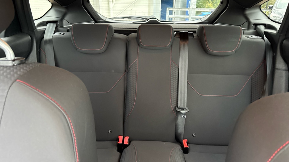 Ford Focus 1.5 EcoBoost ST-Line 5dr Petrol Hatchback - Image 15
