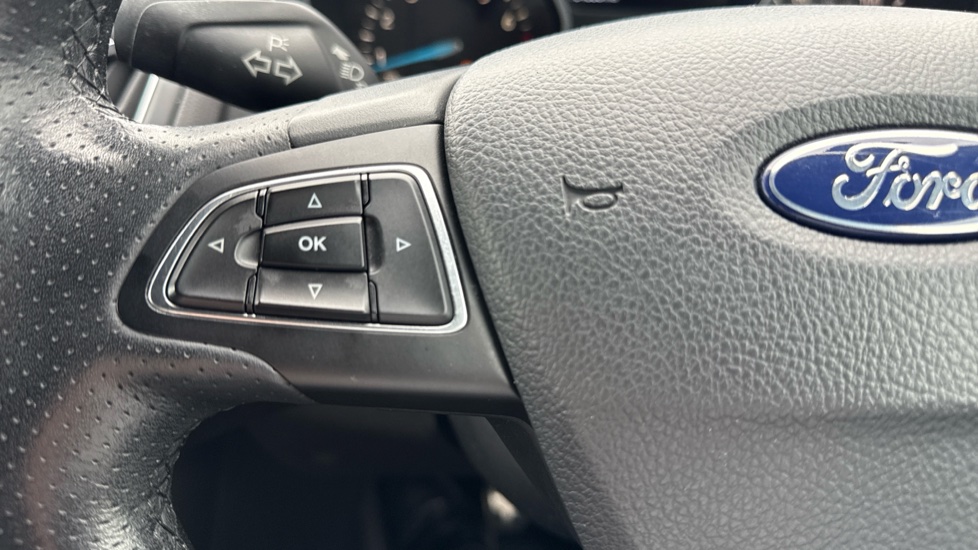 Ford Focus 1.5 EcoBoost ST-Line 5dr Petrol Hatchback - Image 25