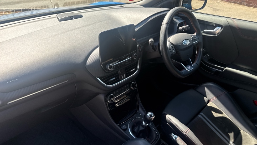 Ford Puma ST 1.5 EcoBoost ST 5dr Petrol Hatchback - Image 9