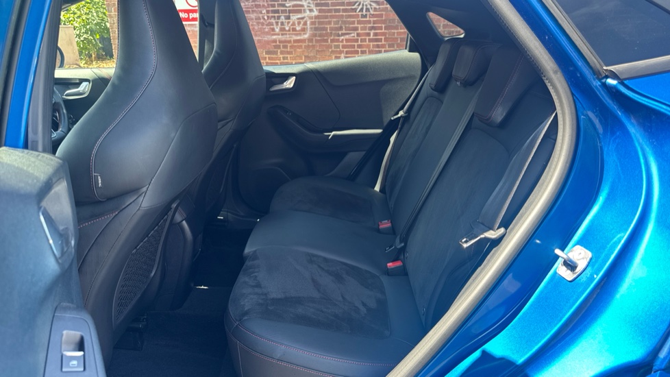 Ford Puma ST 1.5 EcoBoost ST 5dr Petrol Hatchback - Image 16