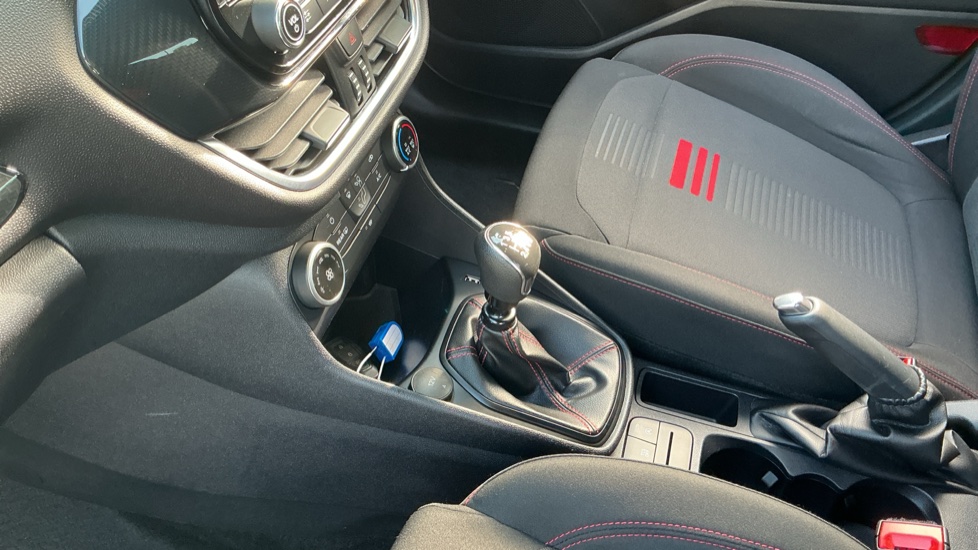 Ford Fiesta 1.0 EcoBoost ST-Line 5dr Petrol Hatchback - Image 13