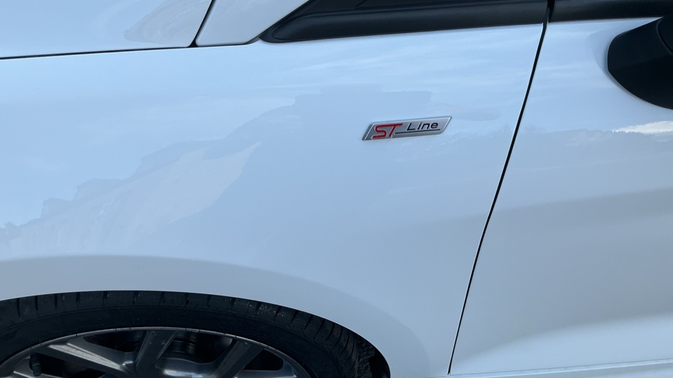 Ford Fiesta 1.0 EcoBoost ST-Line 5dr Petrol Hatchback - Image 29