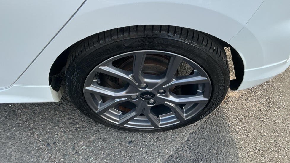 Ford Fiesta 1.0 EcoBoost ST-Line 5dr Petrol Hatchback - Image 31