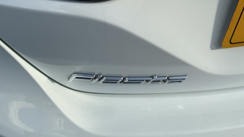 Ford Fiesta 1.0 EcoBoost ST-Line 5dr Petrol Hatchback - Image 34