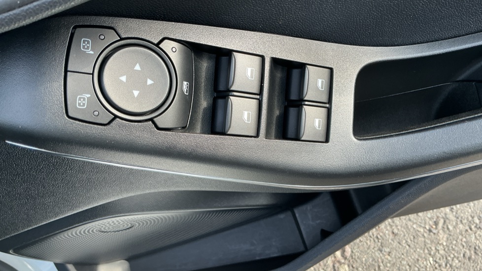 Ford Fiesta 1.0 EcoBoost ST-Line 5dr Petrol Hatchback - Image 38