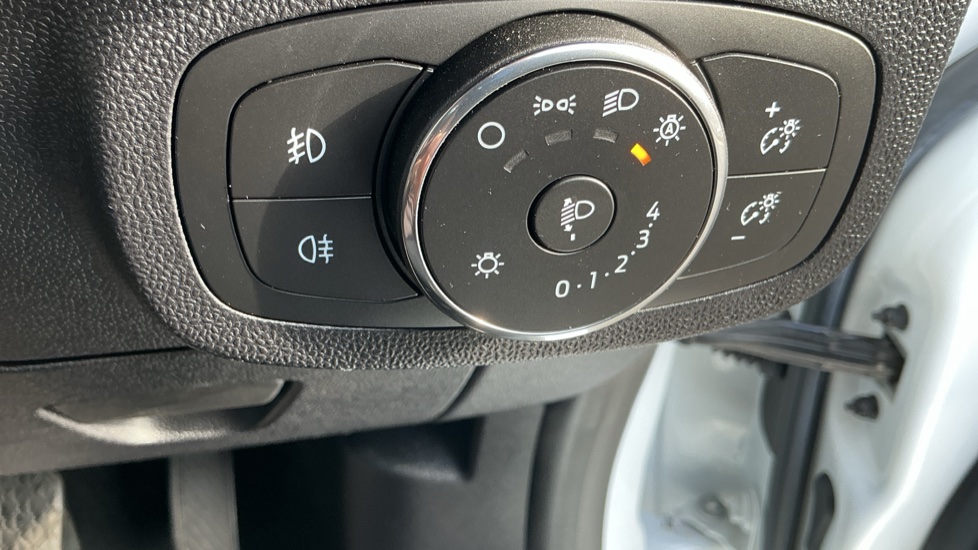 Ford Fiesta 1.0 EcoBoost ST-Line 5dr Petrol Hatchback - Image 40