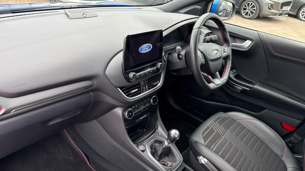 Ford Puma 1.0 EcoBoost Hybrid mHEV ST-Line X 5dr Petrol Hatchback - Image 9