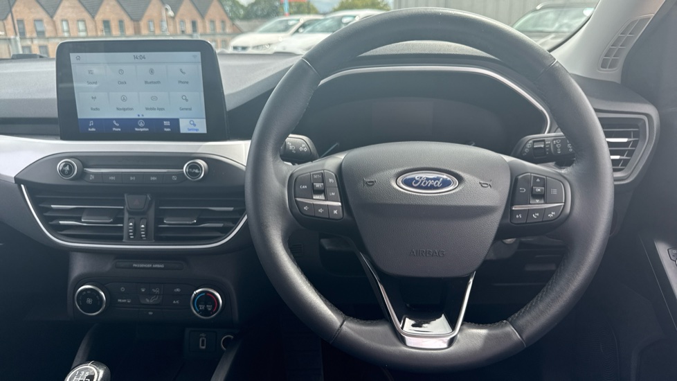 Ford Focus 1.0 EcoBoost 100 Zetec 5dr Petrol Hatchback - Image 10