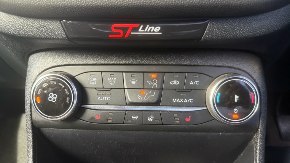Ford Fiesta 1.0 EcoBoost Hybrid mHEV 125 ST-Line X 5dr Petrol Hatchback - Image 22