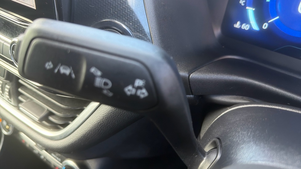 Ford Fiesta 1.0 EcoBoost Hybrid mHEV 125 ST-Line X 5dr Petrol Hatchback - Image 25