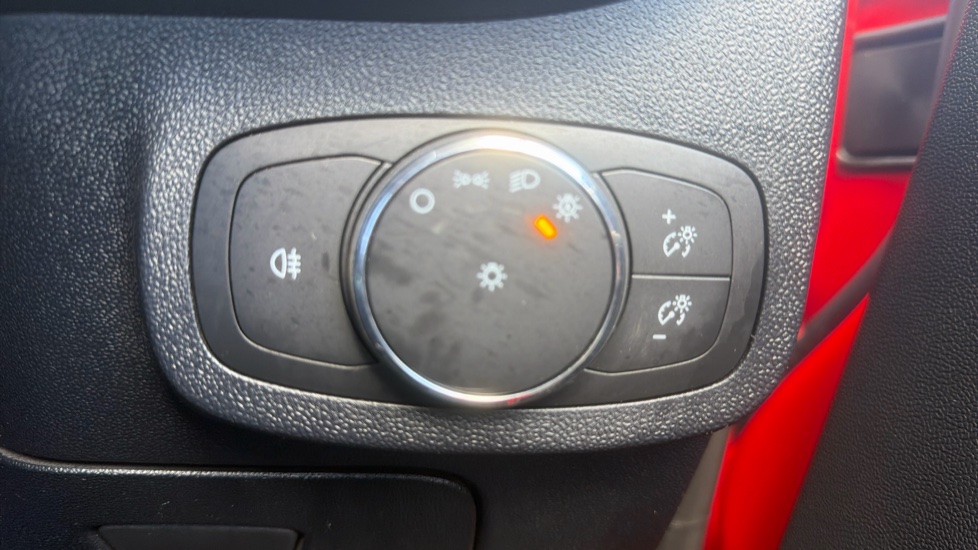 Ford Fiesta 1.0 EcoBoost Hybrid mHEV 125 ST-Line X 5dr Petrol Hatchback - Image 29