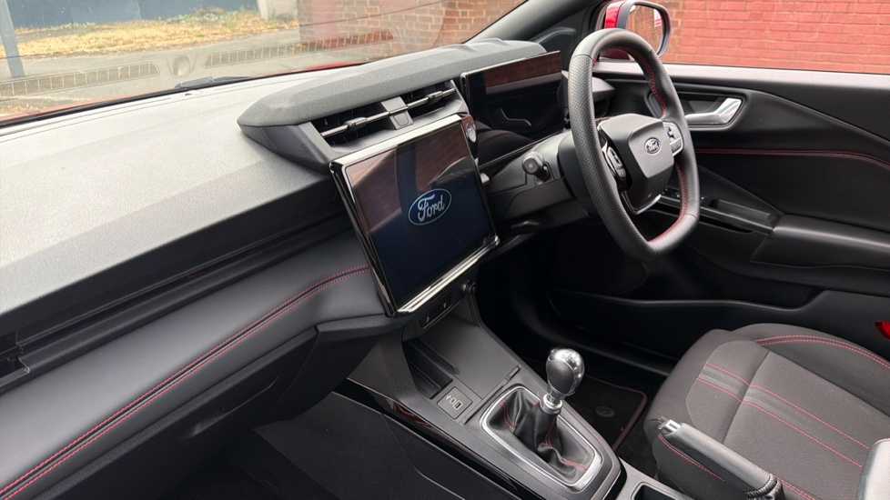 Ford Puma 1.0 EcoBoost Hybrid mHEV ST-Line 5dr Petrol Hatchback - Image 9